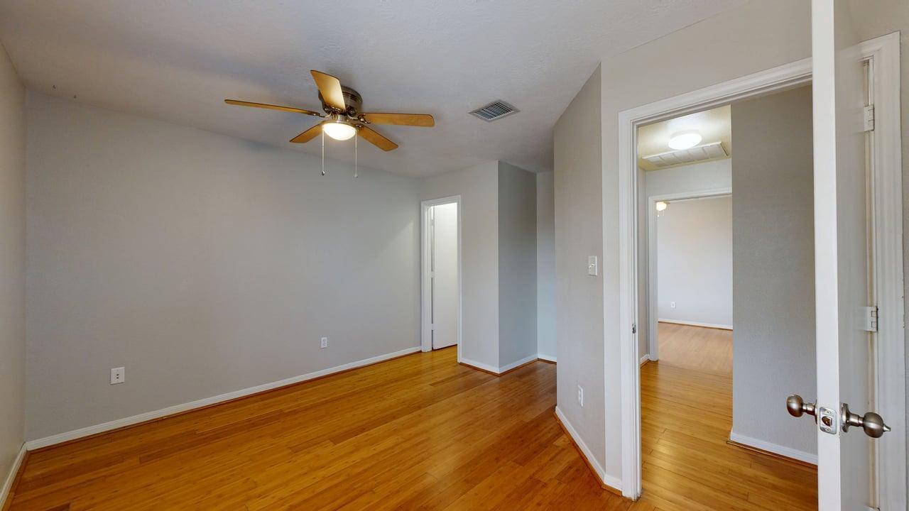 502 Nelson property image