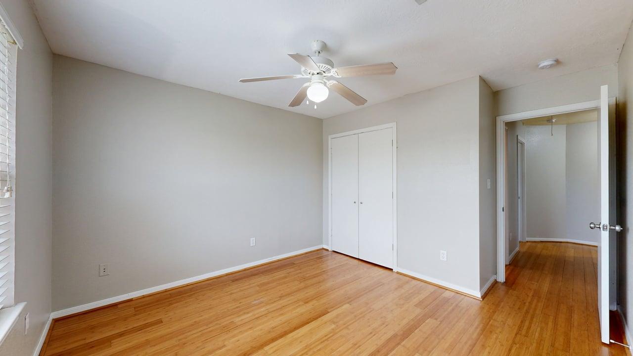 502 Nelson property image