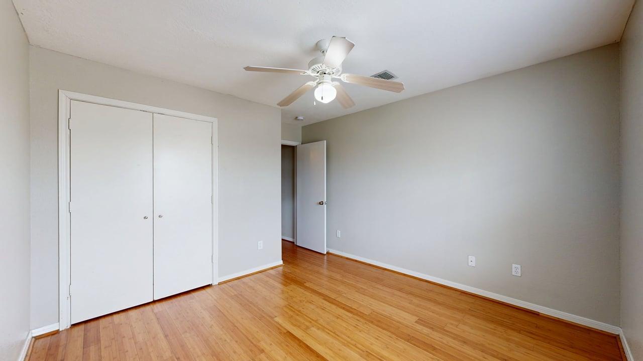 502 Nelson property image