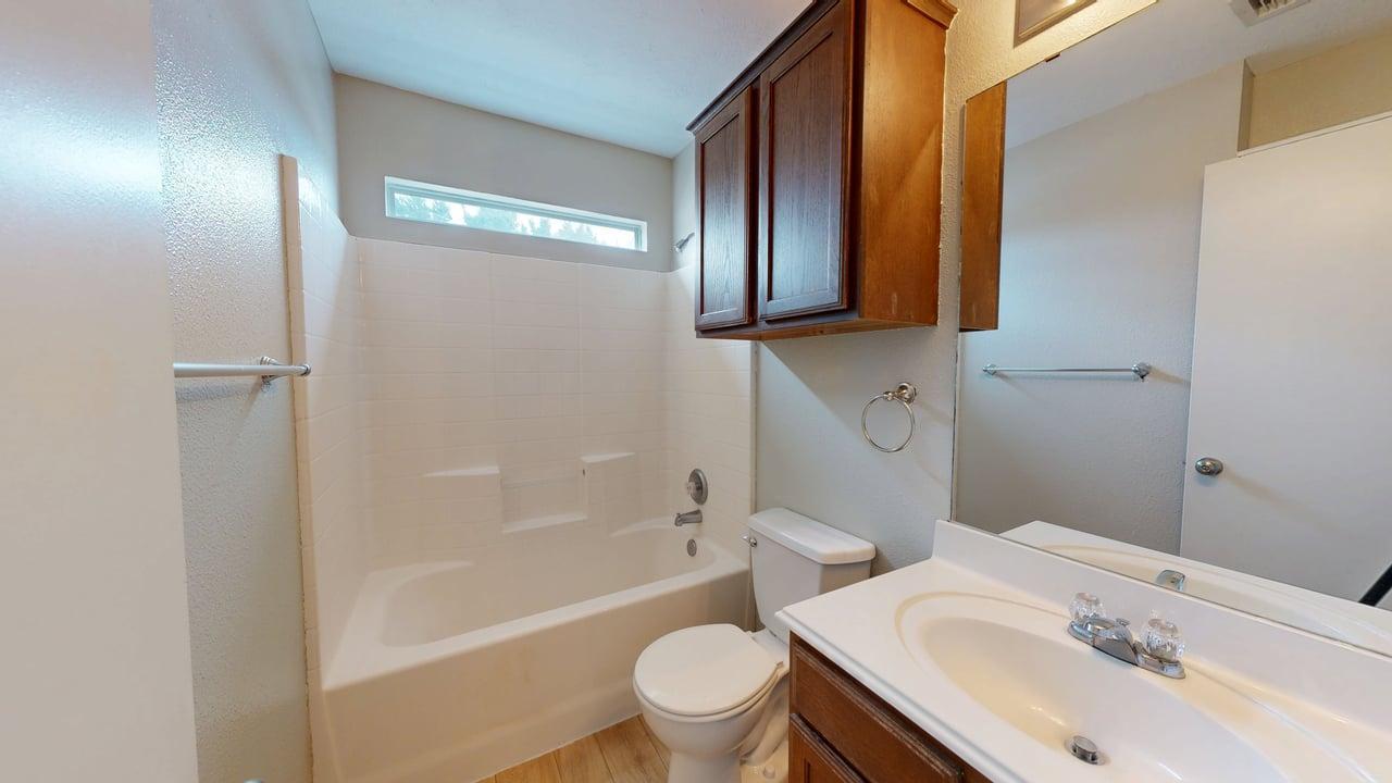 502 Nelson property image