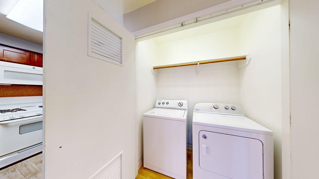 502 Nelson property image