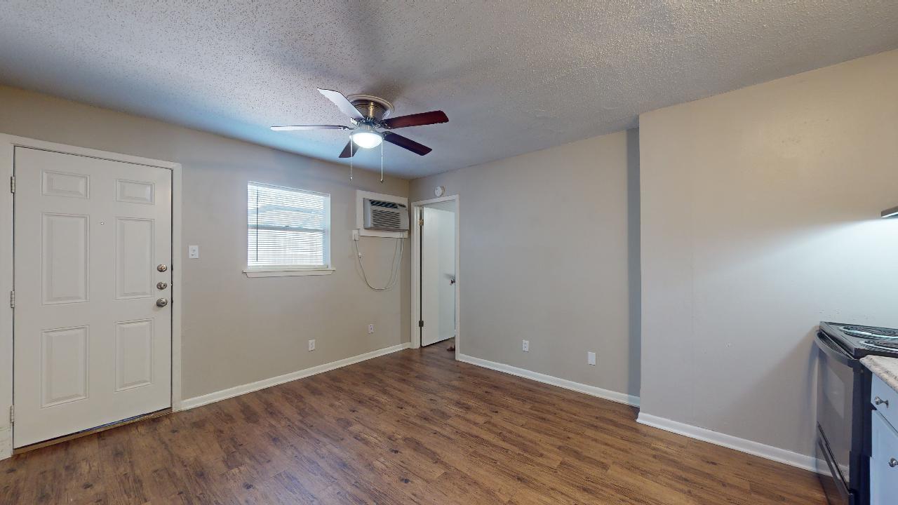 Unit 11 property image