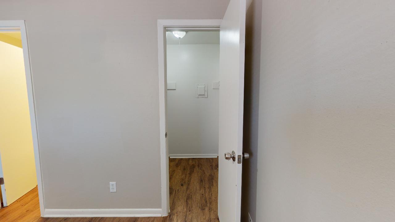 Unit 11 property image