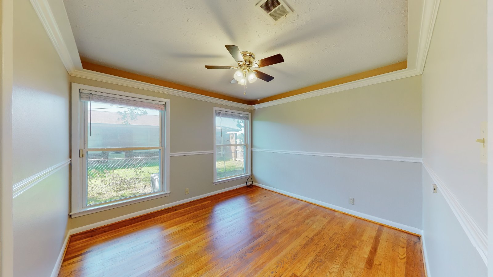 2104 Elmwood Drive property image