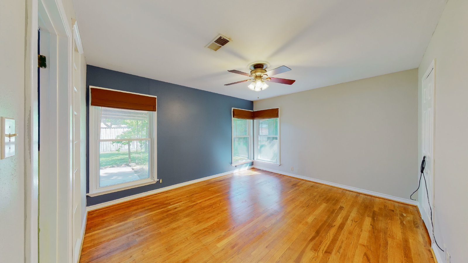 2104 Elmwood Drive property image