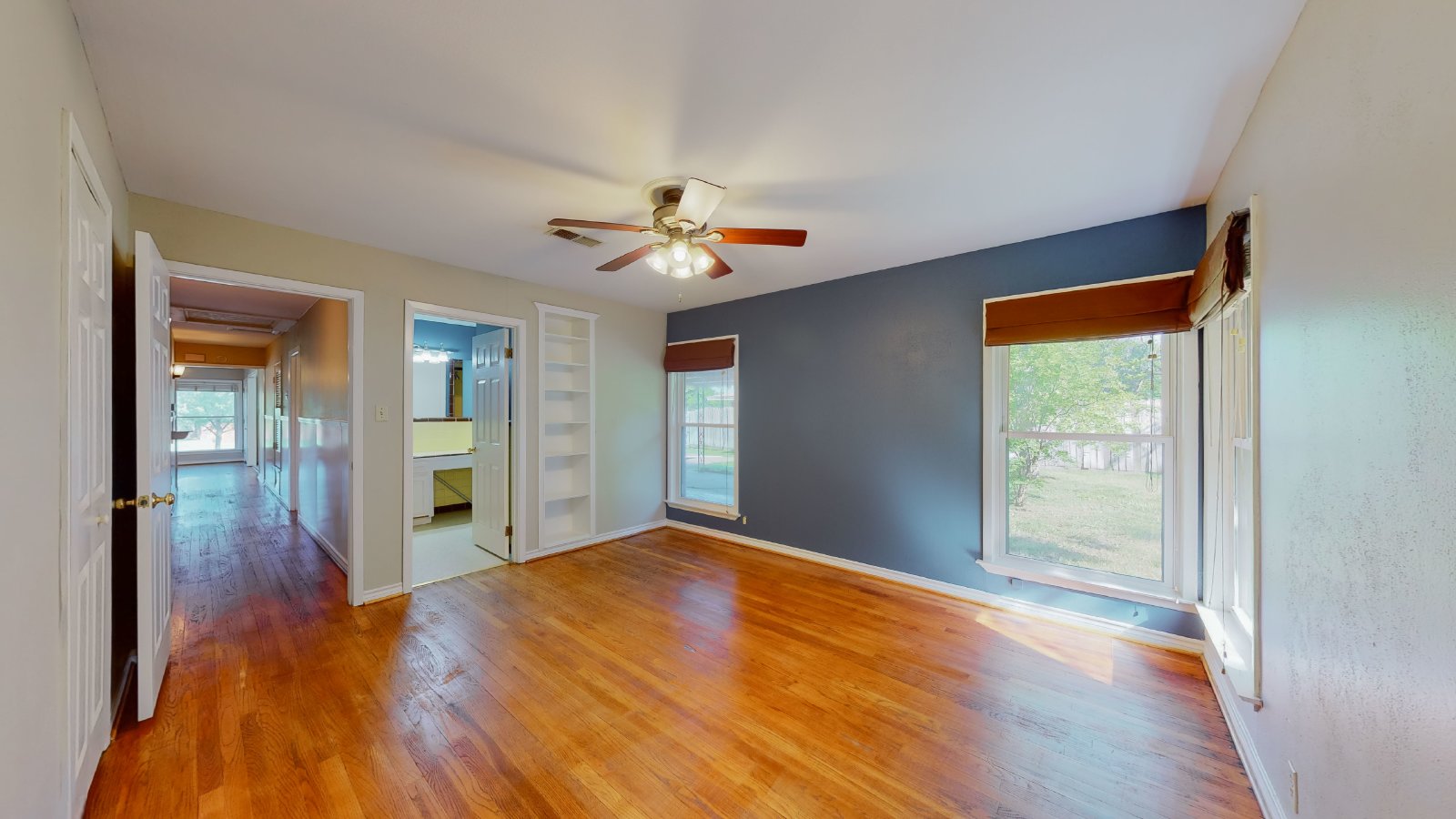 2104 Elmwood Drive property image