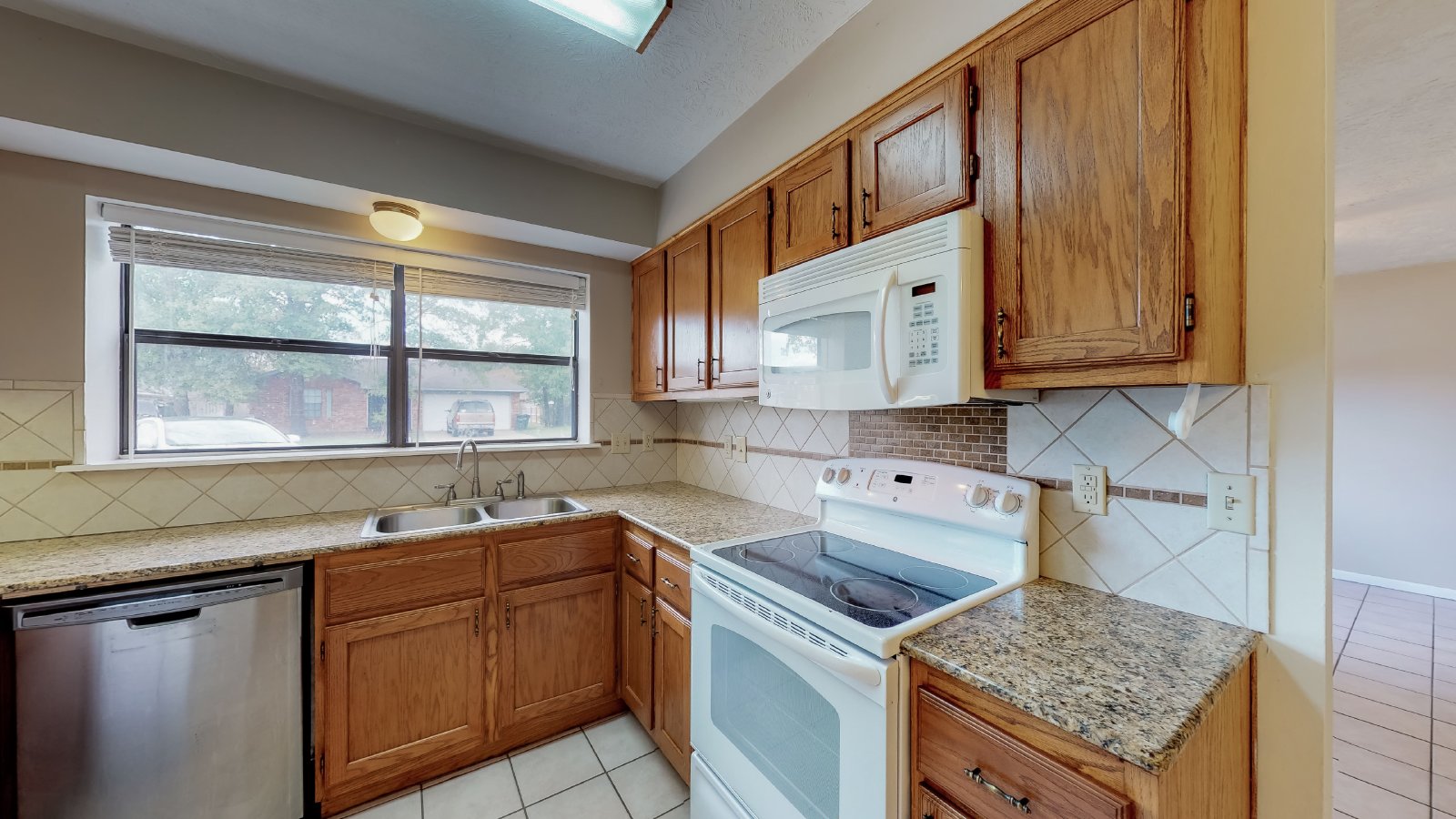 1002 Hardwood Lane property image