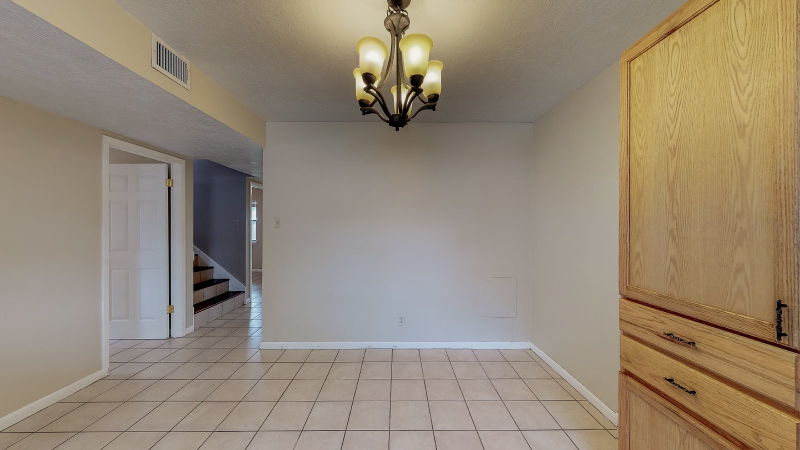 1002 Hardwood Lane property image