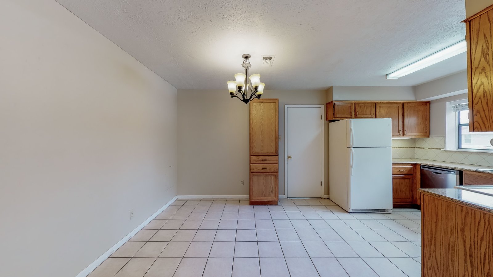 1002 Hardwood Lane property image