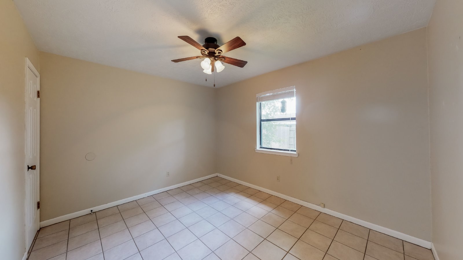 1002 Hardwood Lane property image
