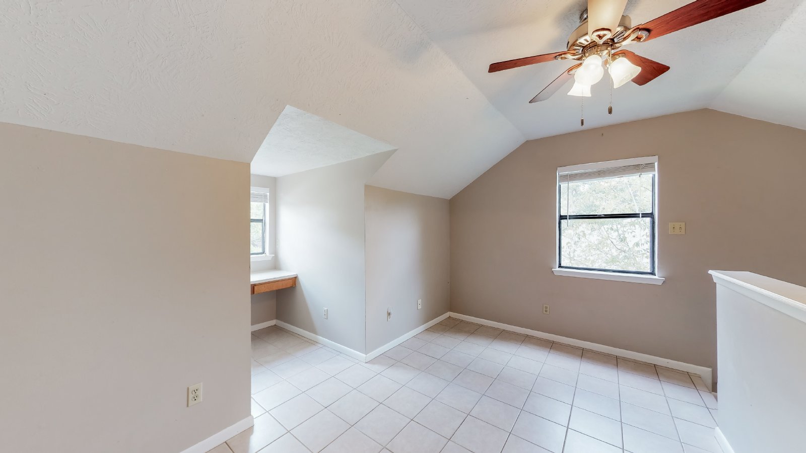 1002 Hardwood Lane property image