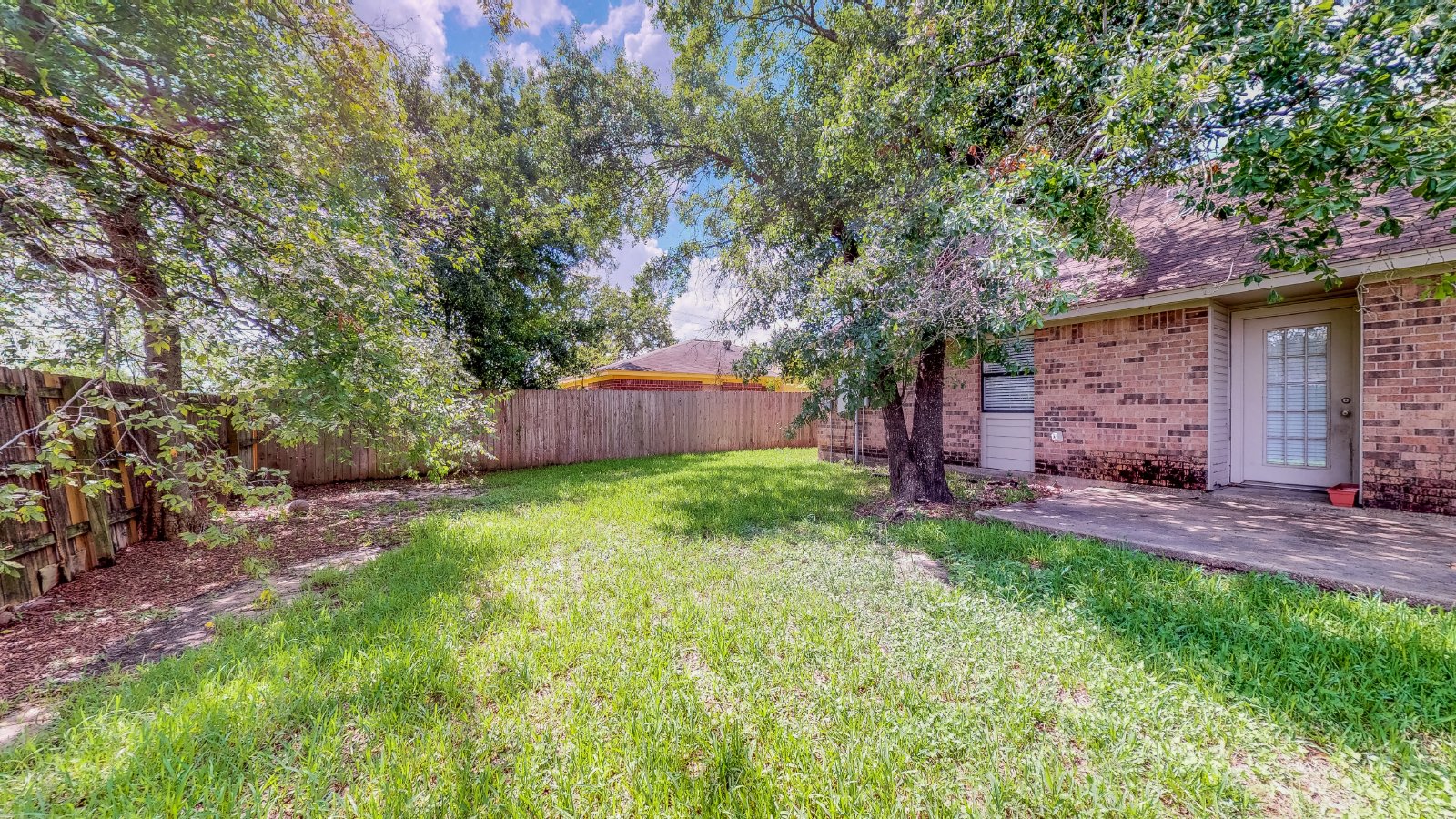1002 Hardwood Lane property image
