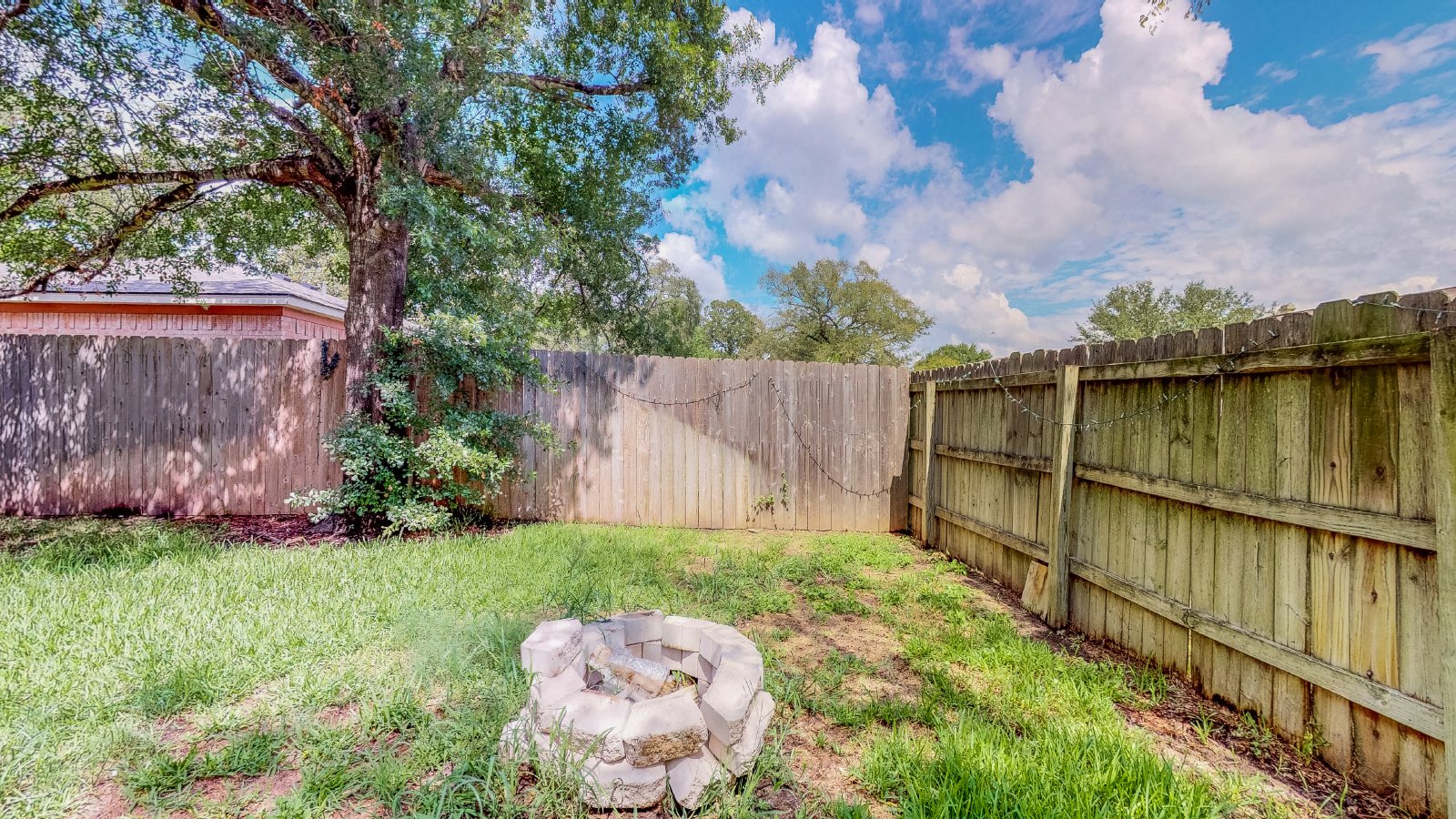 1002 Hardwood Lane property image