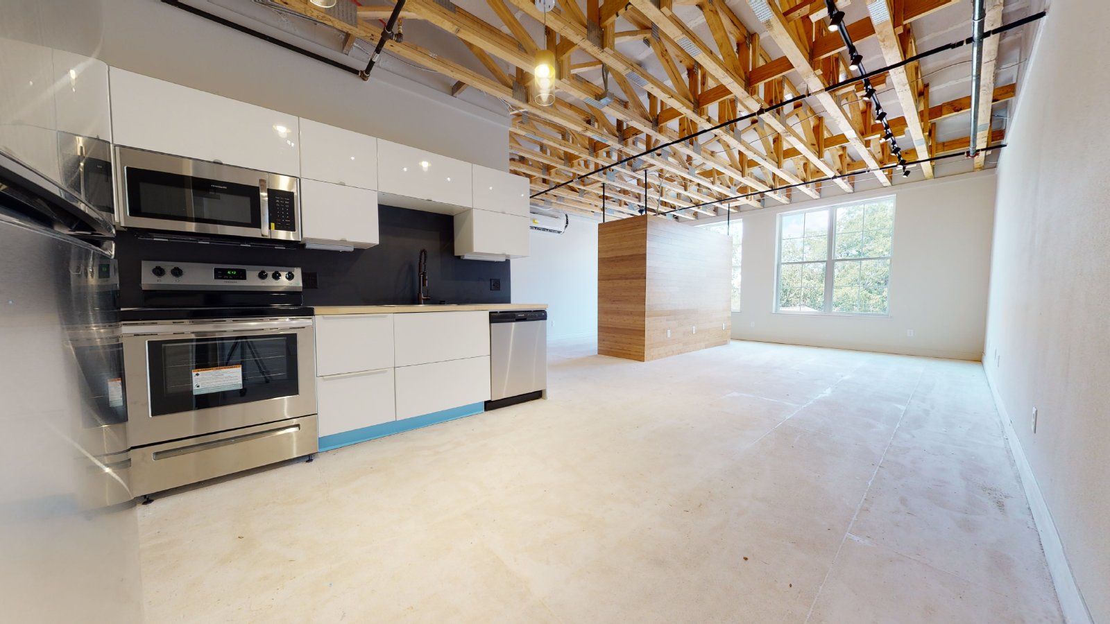 305 W 27th Street, Suite 224 property image