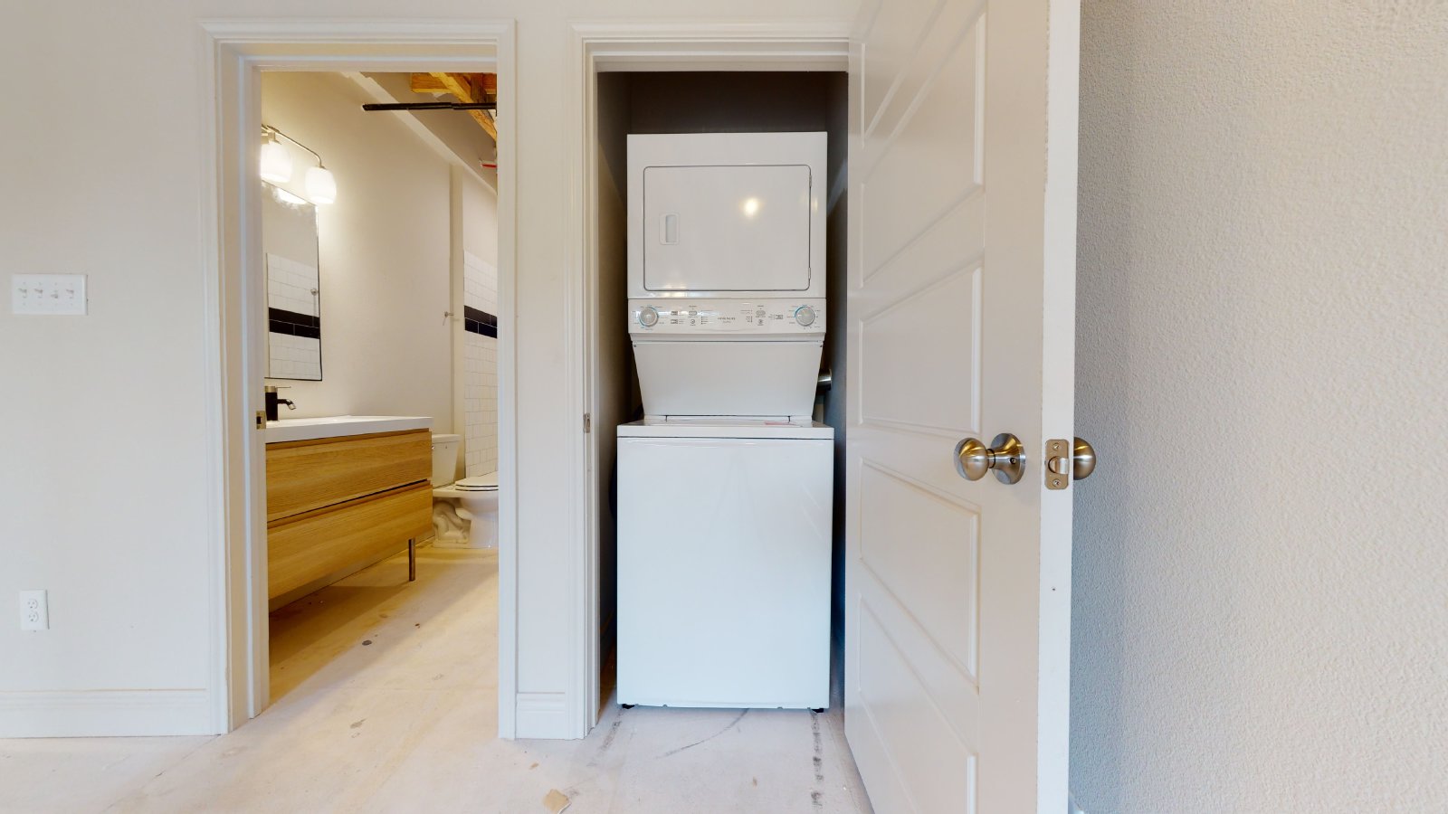 305 W 27th Street, Suite 224 property image