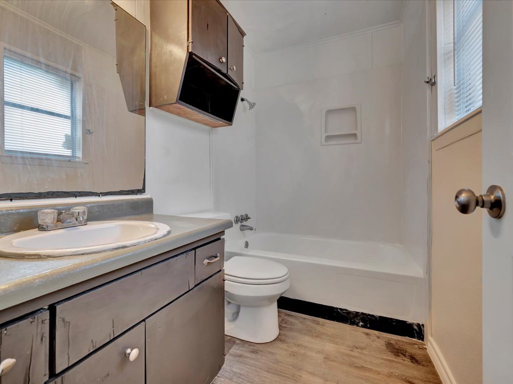 NEW MOVE IN SPECIAL! REDUCED RATE! property image