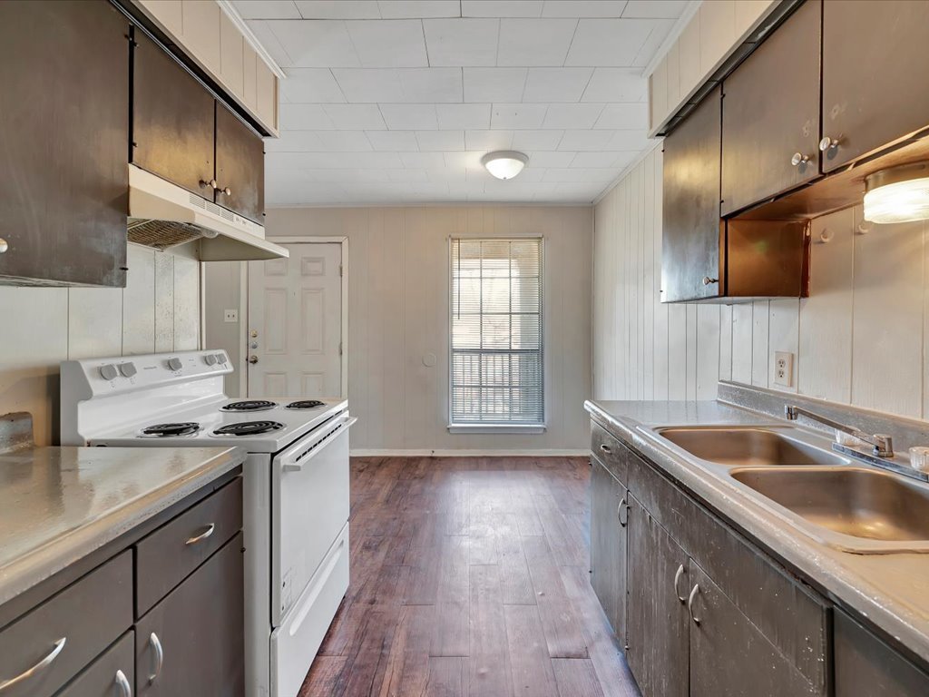 NEW MOVE IN SPECIAL! REDUCED RATE! property image