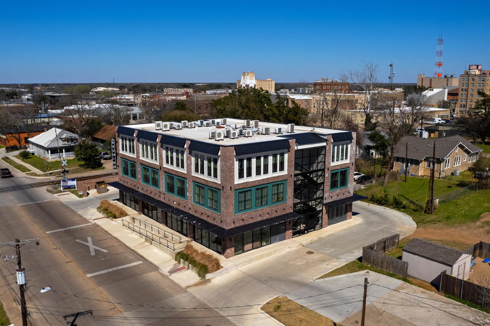 305 W 27th Street, Suite 333 property image