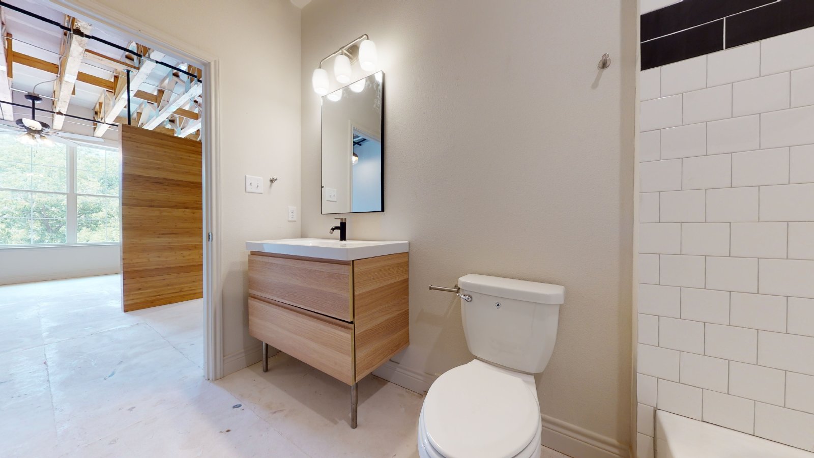 305 W 27th Street, Suite 333 property image