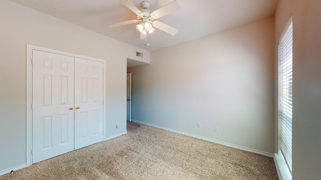 1625 Park Place property image