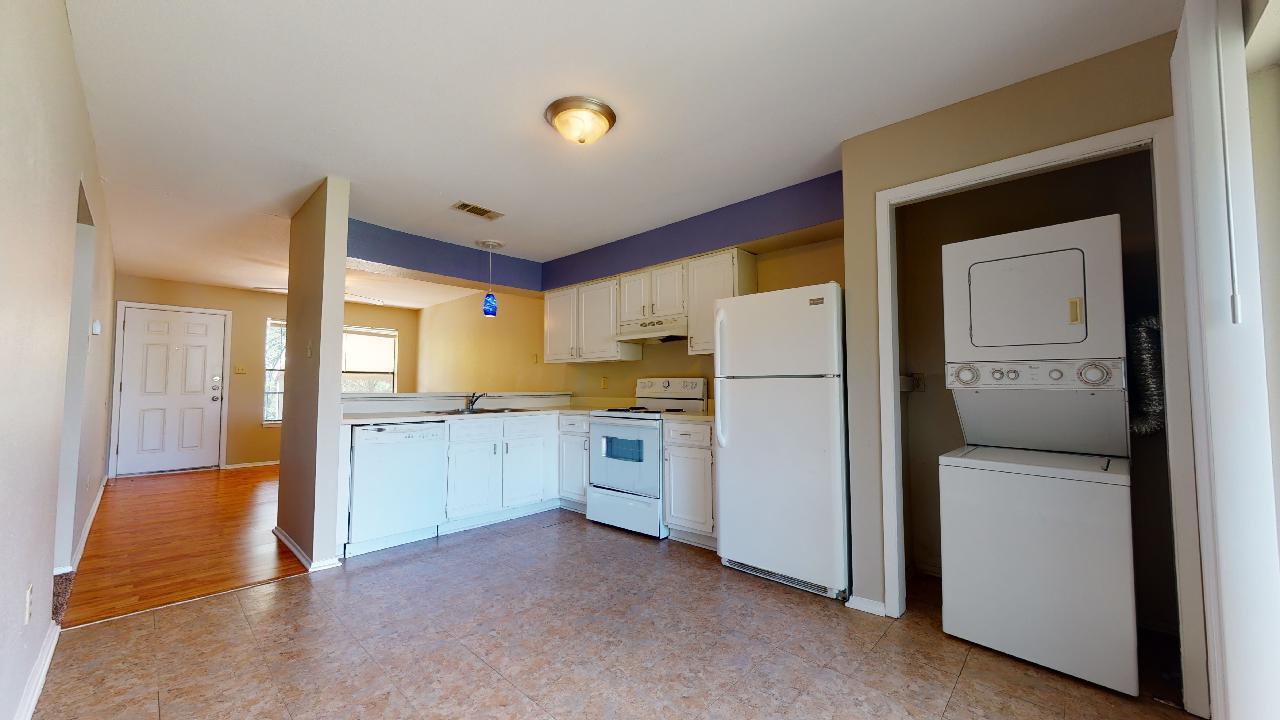 Unit D property image
