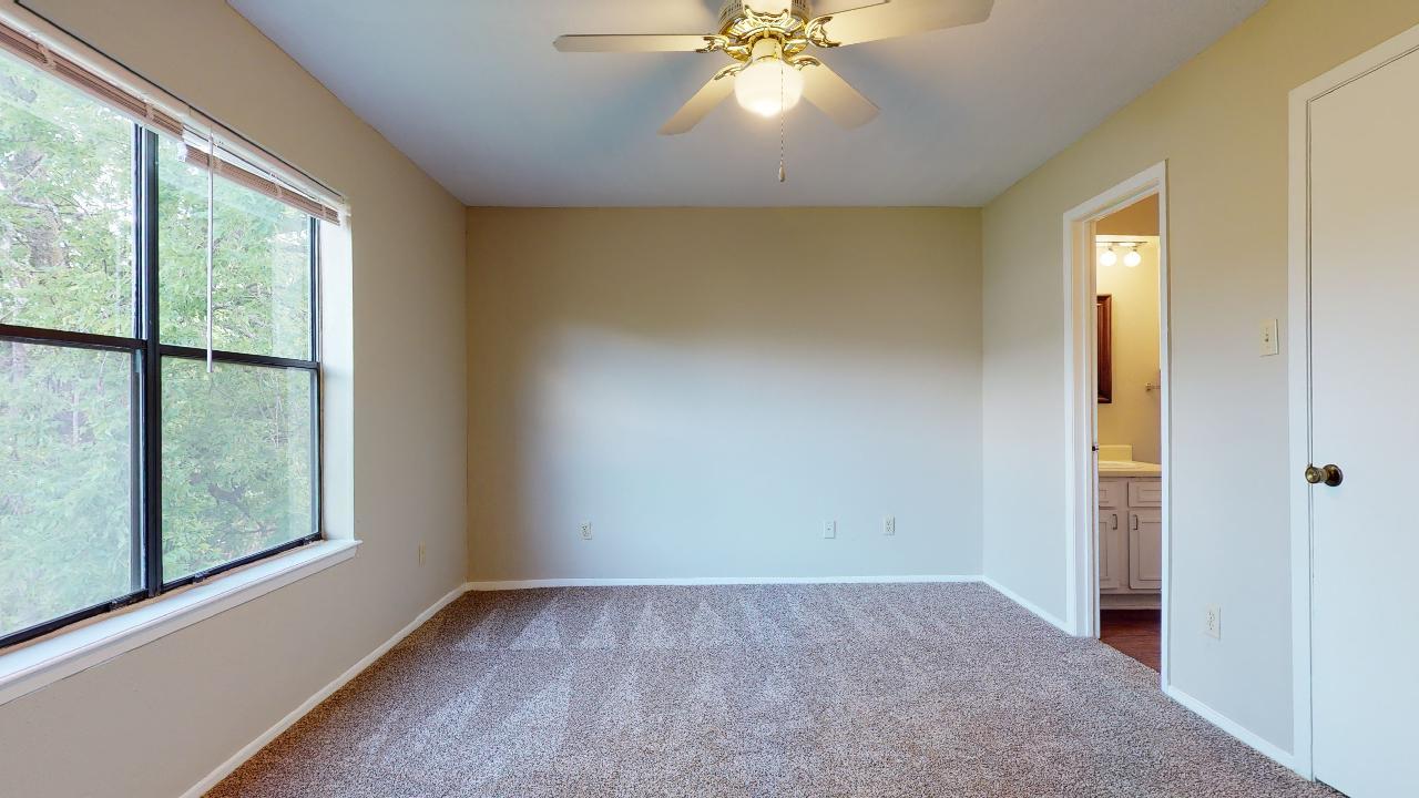 Unit D property image