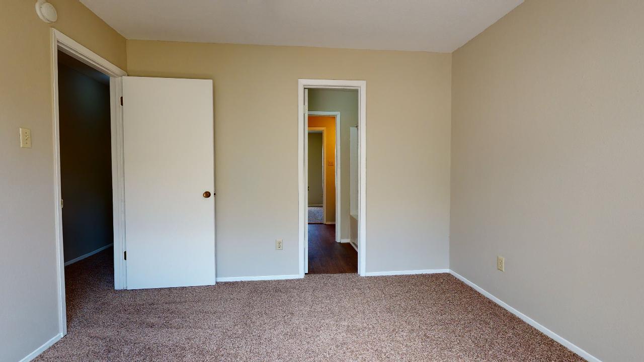 Unit D property image