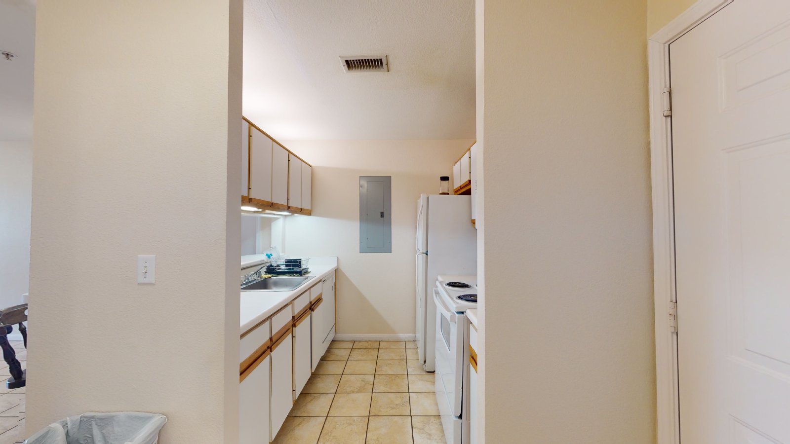 Suite C property image