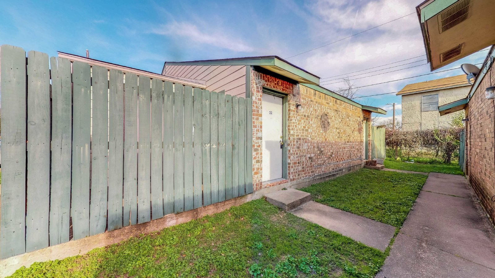 725 Peppertree Dr Apt 23 property image