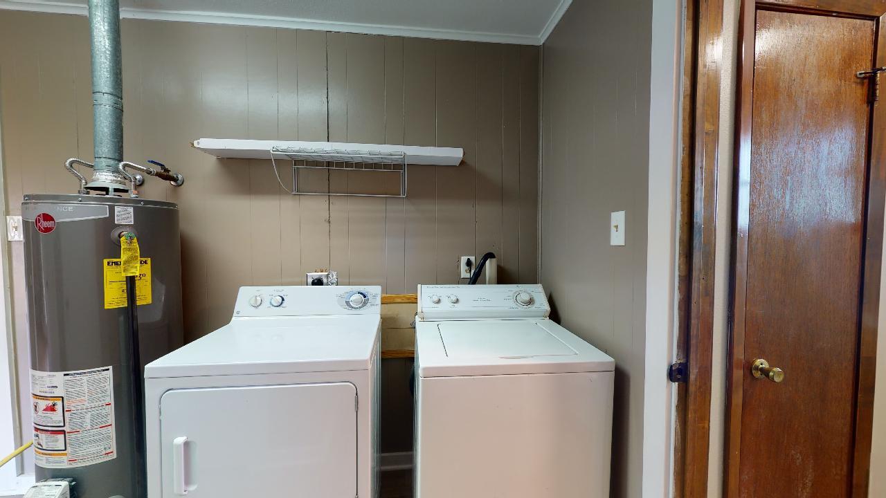 8251 W SH-21 property image