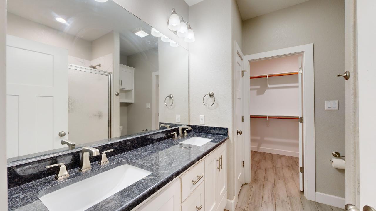 513 Kubin property image