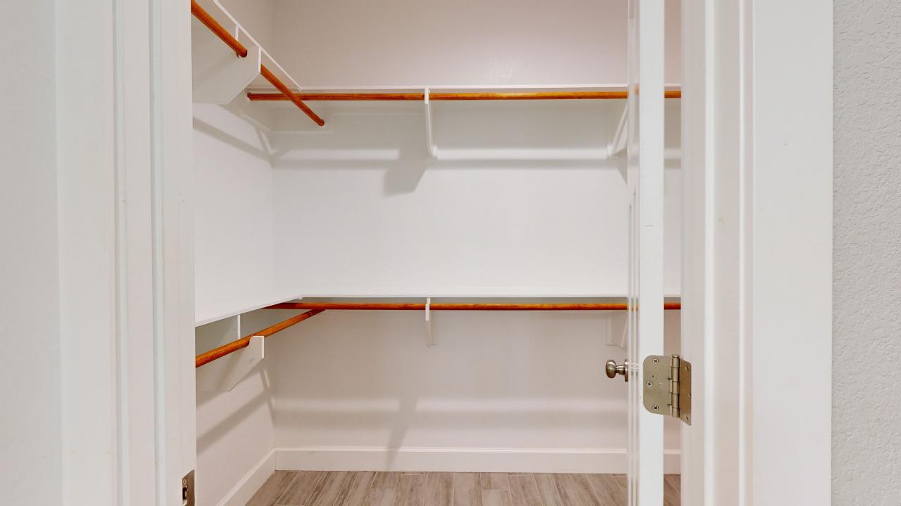 513 Kubin property image