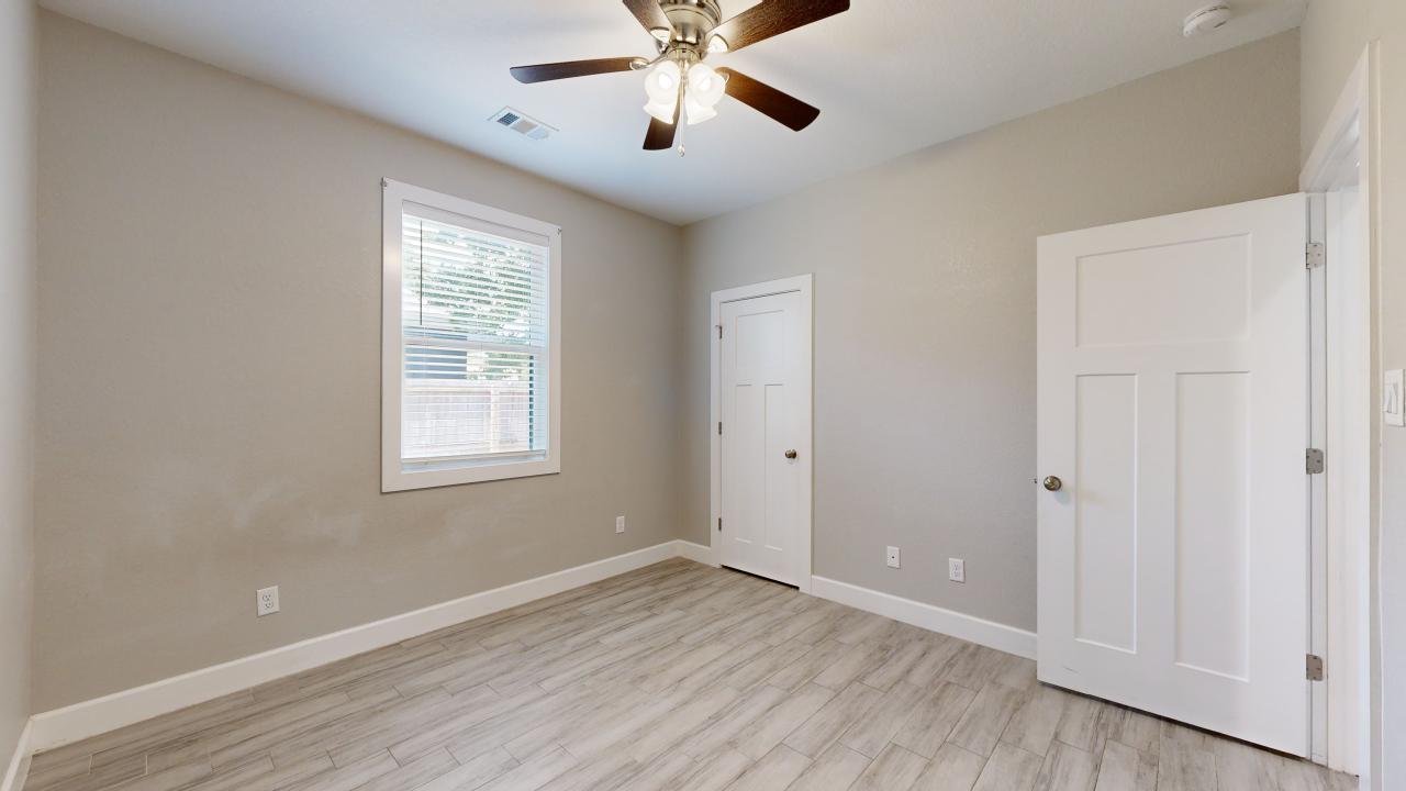 513 Kubin property image