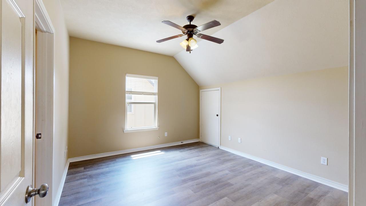 3359 Keefer Loop property image