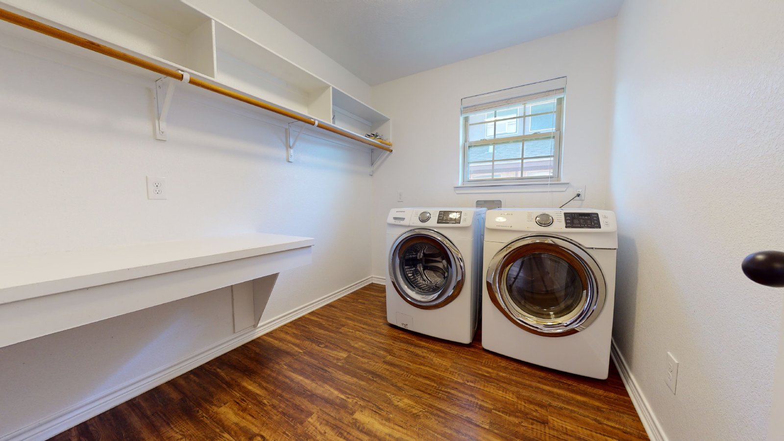 923 Emeral Dove Ave property image