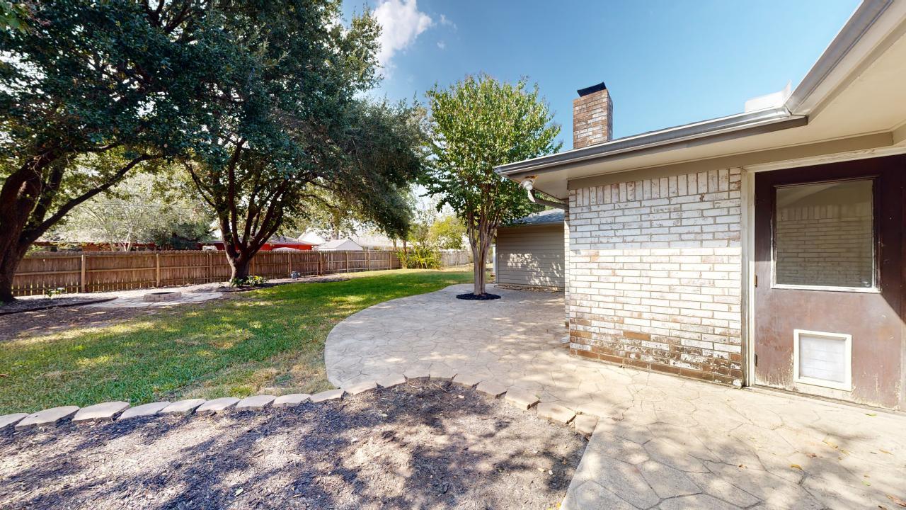 3800 Windridge property image