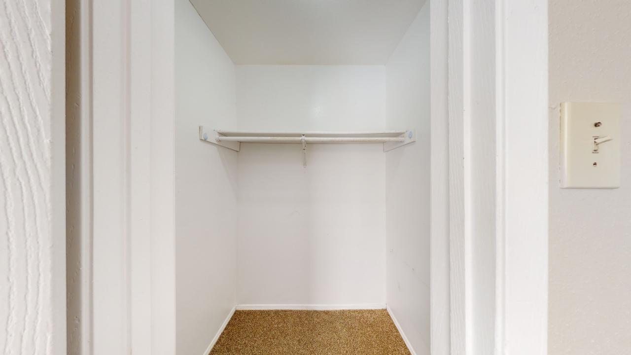 301 Manuel Unit D property image