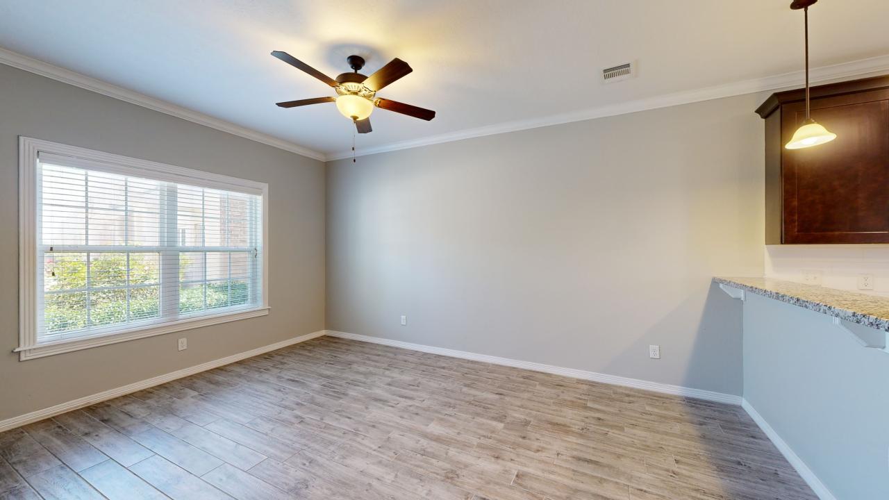 301 SW PKWY 341 property image