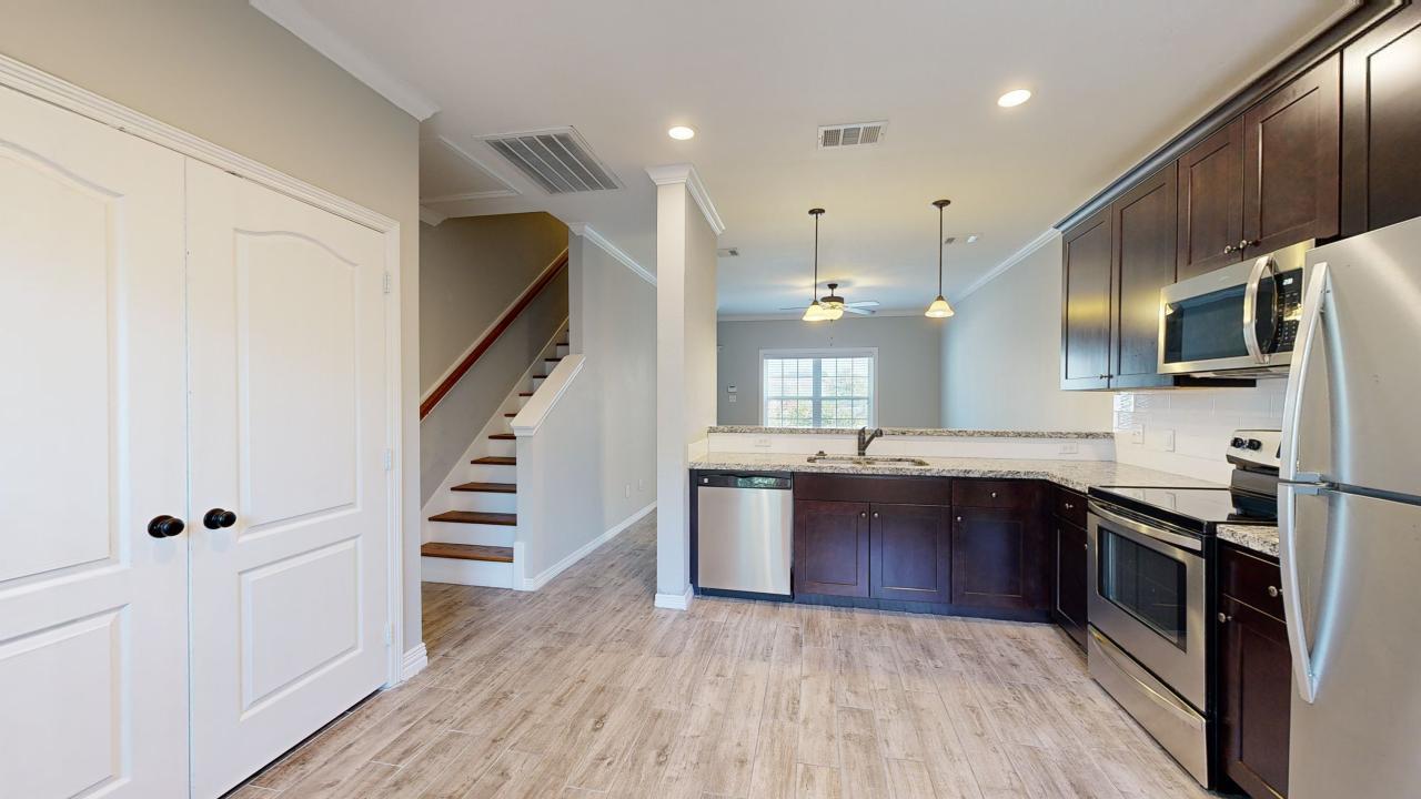 301 SW PKWY 341 property image