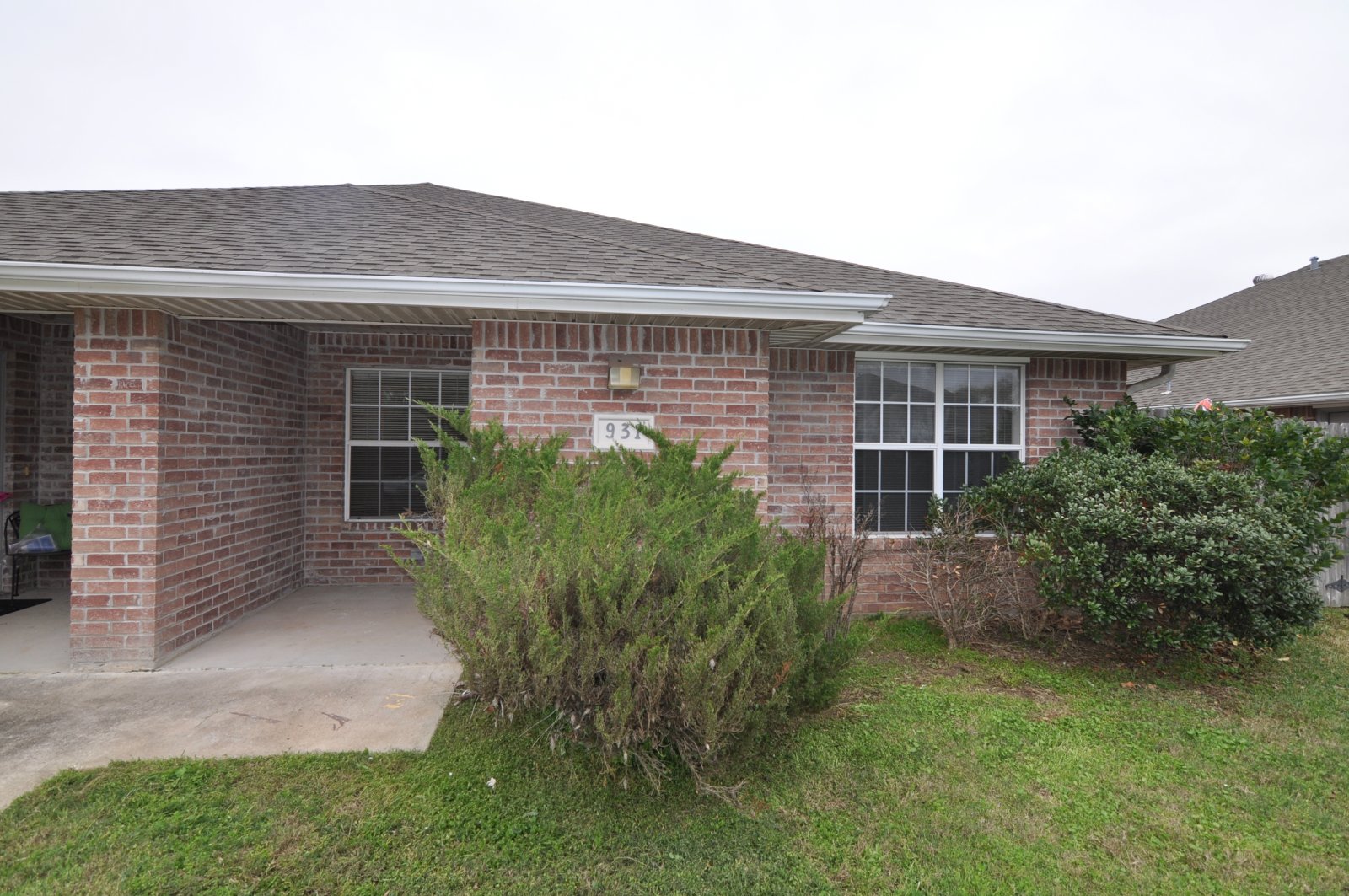 926 Crepe Myrtle Street property image