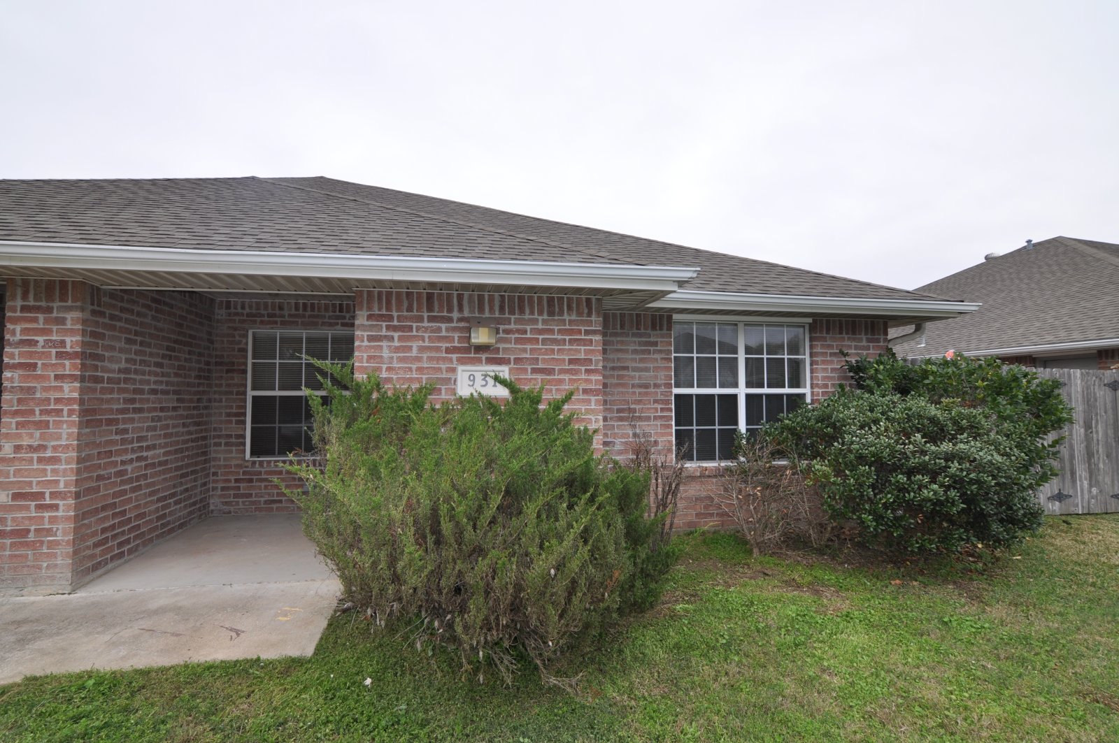 926 Crepe Myrtle Street property image