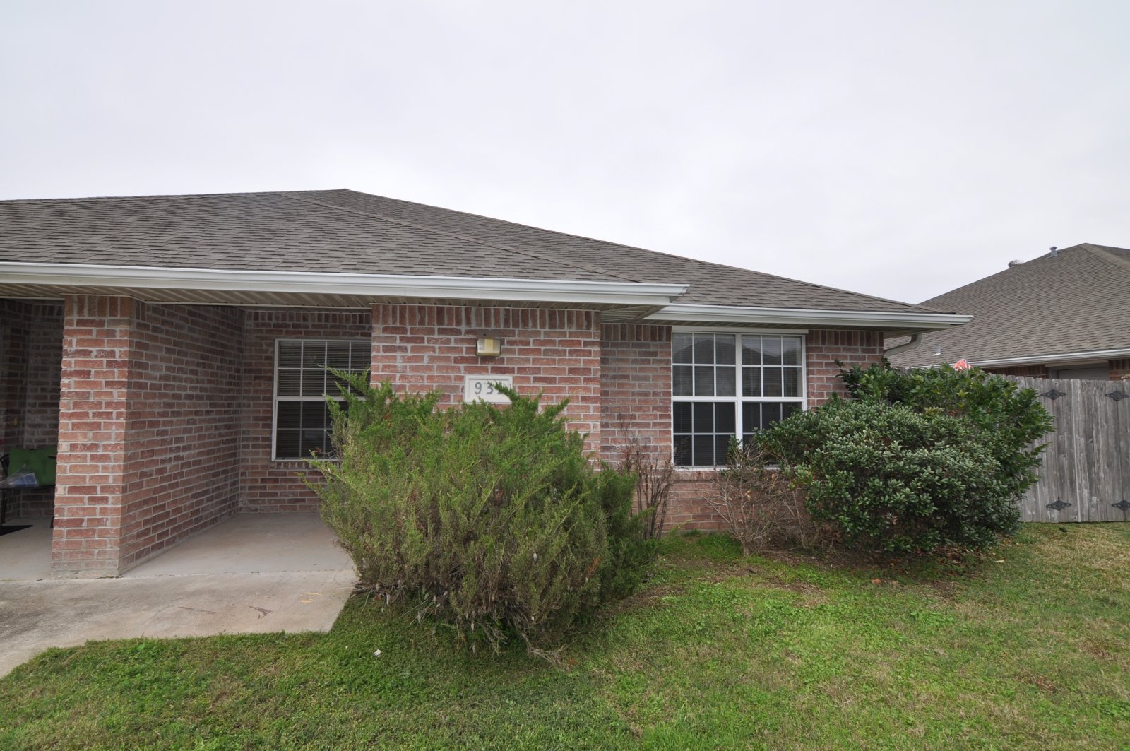 926 Crepe Myrtle Street property image