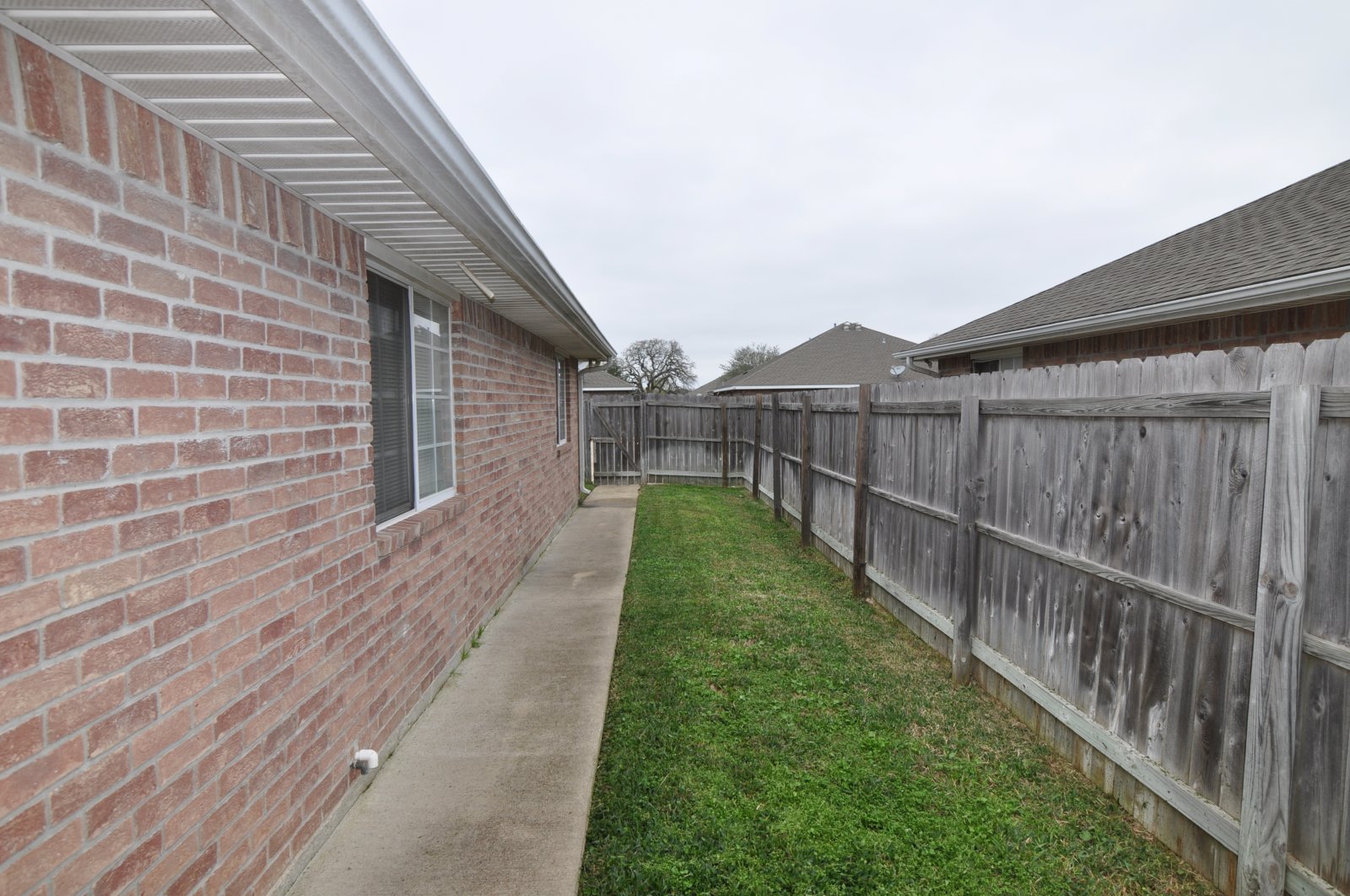 926 Crepe Myrtle Street property image